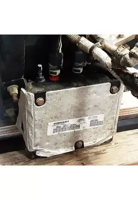 PETERBILT 384 DEF Pump