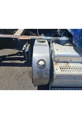 PETERBILT 384 DEF Tank