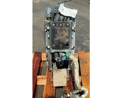 PETERBILT 384 DEF Tank