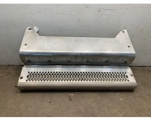 PETERBILT 384 DPF (Diesel Particulate Filter)