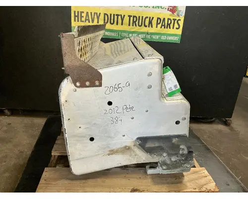 PETERBILT 384 DPF Cover