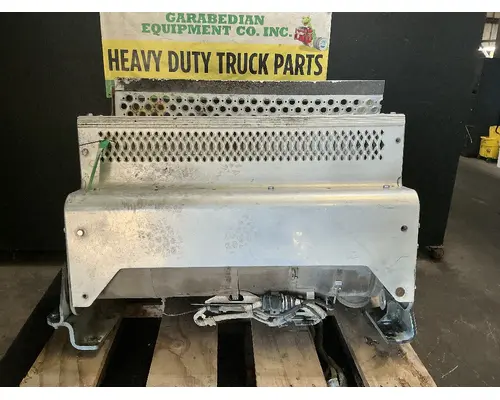 PETERBILT 384 DPF Cover