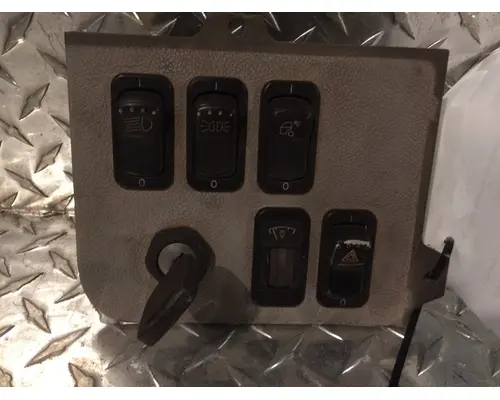 PETERBILT 384 Dash  Console Switch