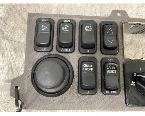 PETERBILT 384 Dash  Console Switch