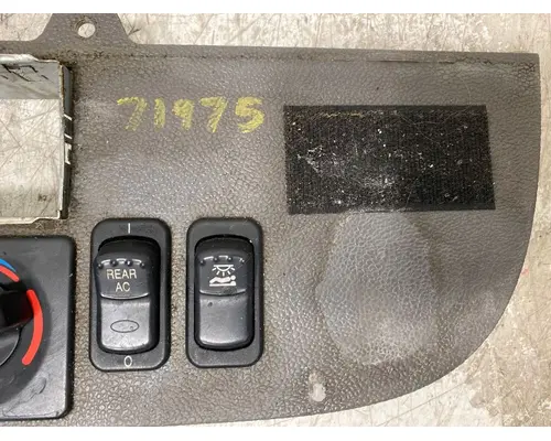 PETERBILT 384 Dash  Console Switch