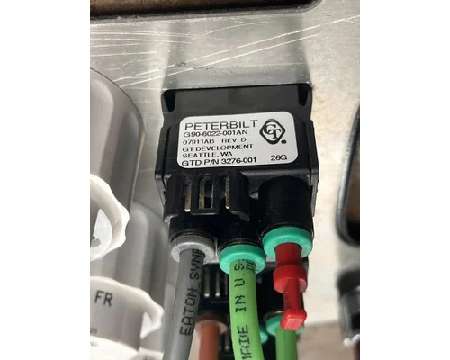 PETERBILT 384 Dash Panel