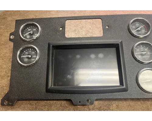 PETERBILT 384 Dash Panel