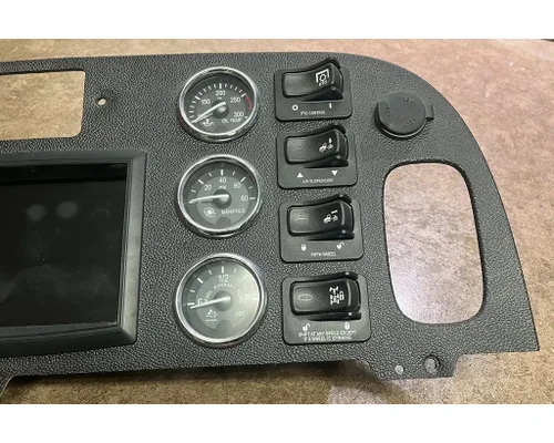PETERBILT 384 Dash Panel