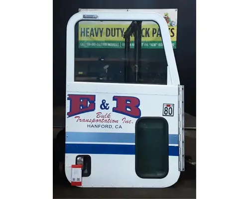 PETERBILT 384 Door Assembly, Front