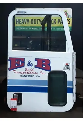 PETERBILT 384 Door Assembly, Front