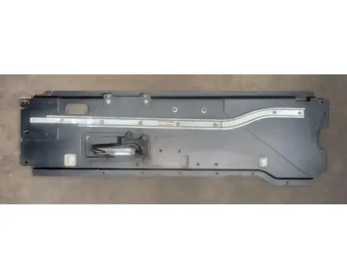 PETERBILT 384 Door Handle