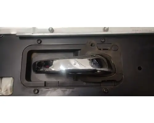 PETERBILT 384 Door Handle