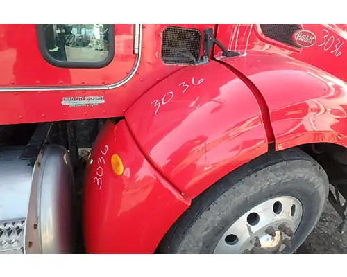 PETERBILT 384 Fender Extension