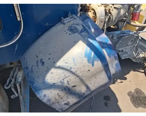 PETERBILT 384 Fender Extension