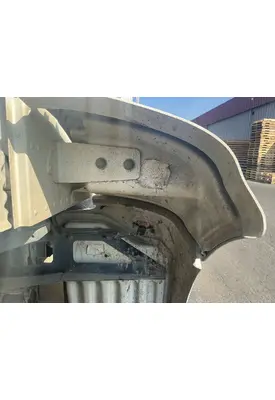 PETERBILT 384 Fender Extension