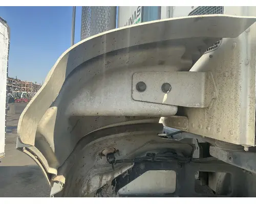 PETERBILT 384 Fender Extension