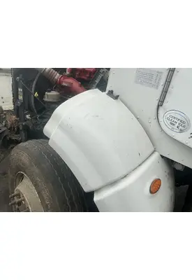 PETERBILT 384 Fender Extension