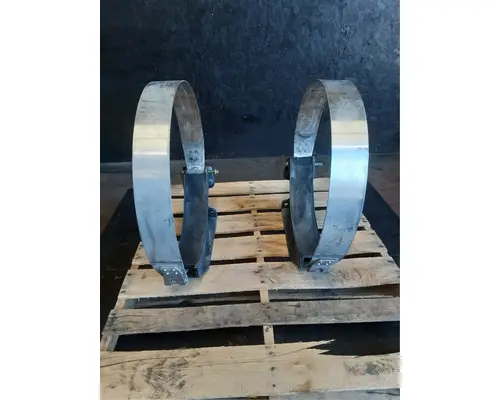 PETERBILT 384 Fuel Tank Brackets