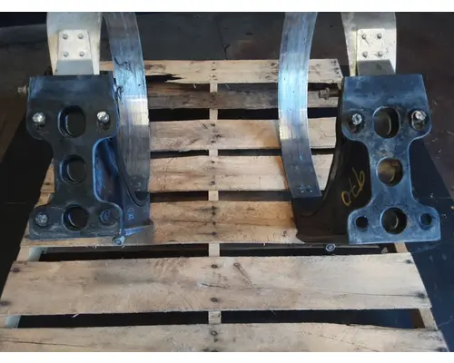 PETERBILT 384 Fuel Tank Brackets