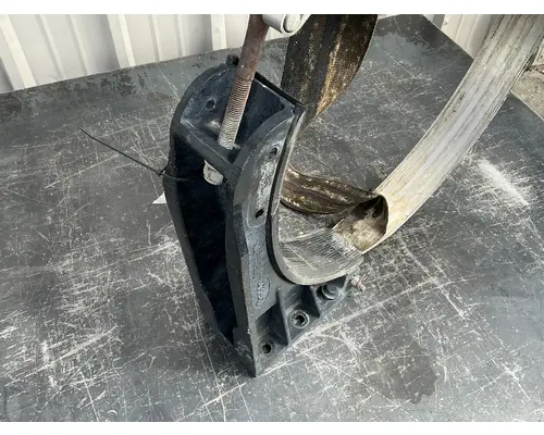 PETERBILT 384 Fuel Tank Brackets