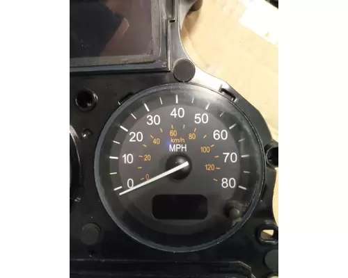 PETERBILT 384 GAUGE CLUSTER
