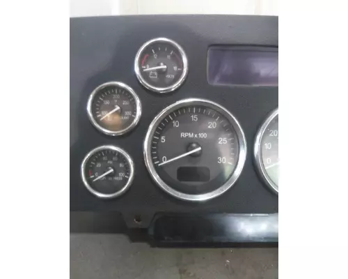 PETERBILT 384 GAUGE CLUSTER