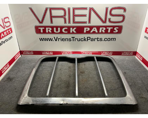 PETERBILT 384 Grille
