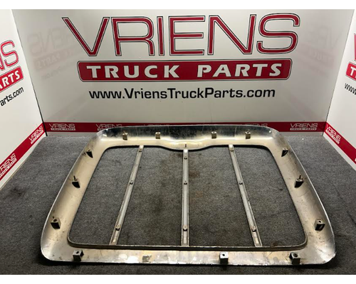 PETERBILT 384 Grille