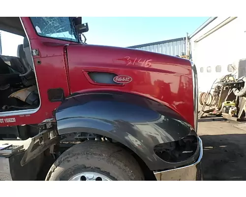 PETERBILT 384 Hood