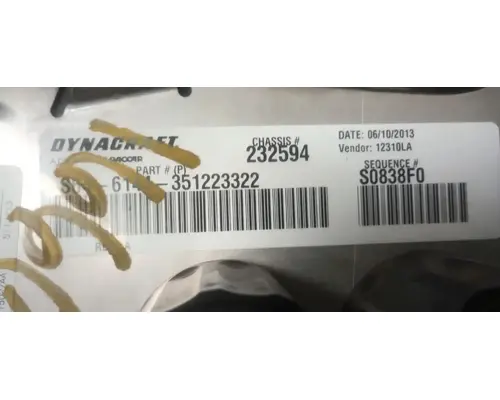 PETERBILT 384 Instrument Cluster