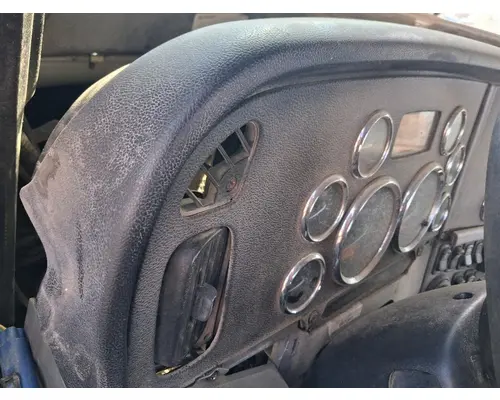 PETERBILT 384 Instrument Cluster