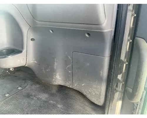 PETERBILT 384 Kick Panel, Interior