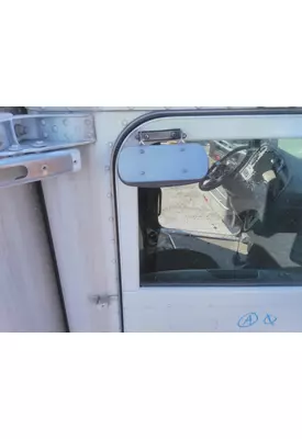 PETERBILT 384 MIRROR LOOK DOWN