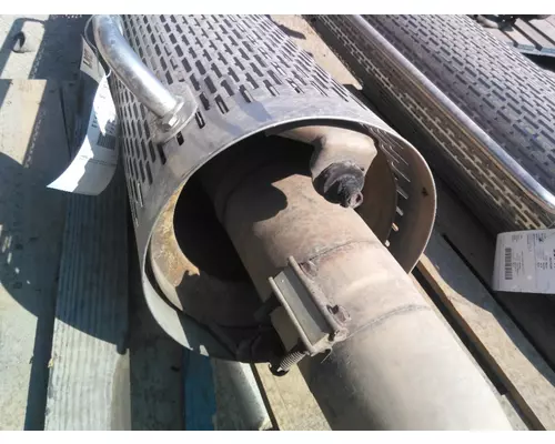 PETERBILT 384 MUFFLER