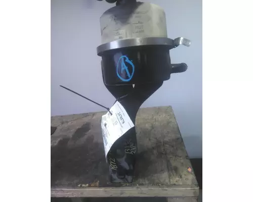 PETERBILT 384 POWER STEERING RESERVOIR