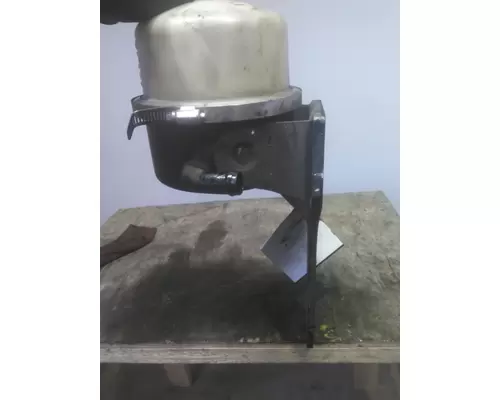 PETERBILT 384 POWER STEERING RESERVOIR