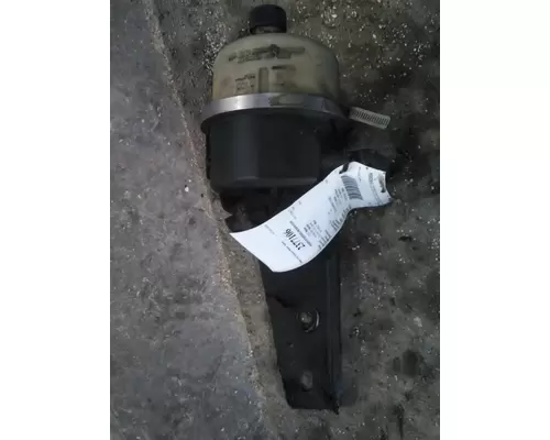 PETERBILT 384 POWER STEERING RESERVOIR