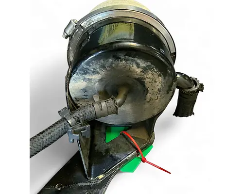 PETERBILT 384 Power Steering Fluid Reservoir