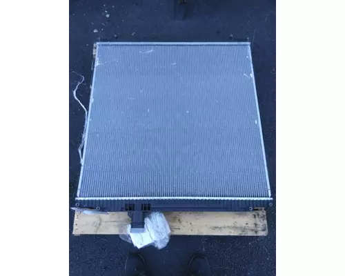 PETERBILT 384 RADIATOR ASSEMBLY