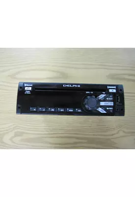 PETERBILT 384 RADIO AM/FM/BLUETOOTH