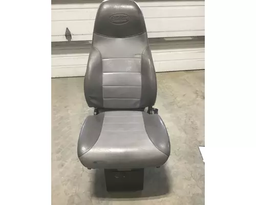 PETERBILT 384 SEAT, FRONT