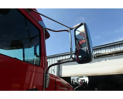 PETERBILT 384 Side View Mirror