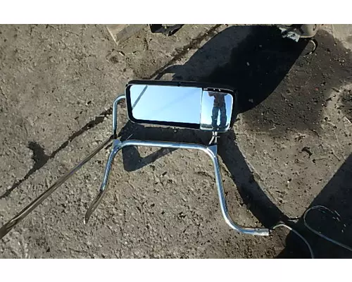 PETERBILT 384 Side View Mirror