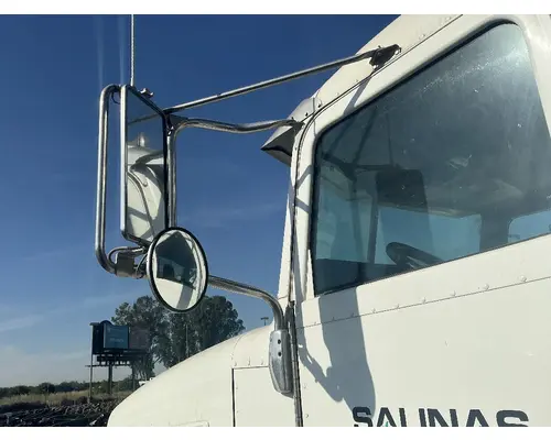 PETERBILT 384 Side View Mirror