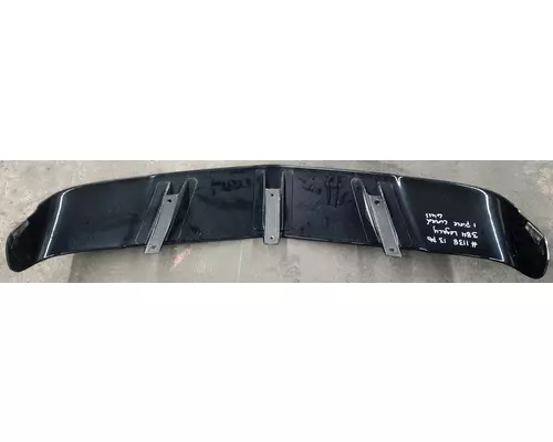 PETERBILT 384 Sun Visor (External)