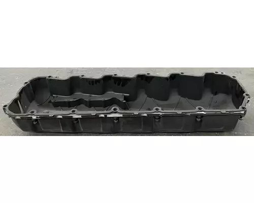 PETERBILT 384 Valve Cover