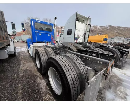 PETERBILT 384 Vehicle For Sale