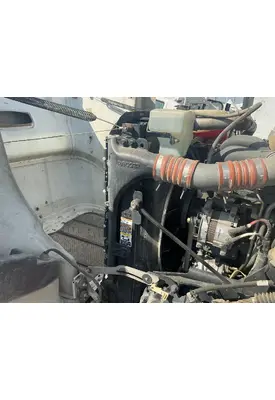 PETERBILT 384 Windshield Washer Reservoir