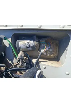 PETERBILT 384 Wiper Motor, Windshield
