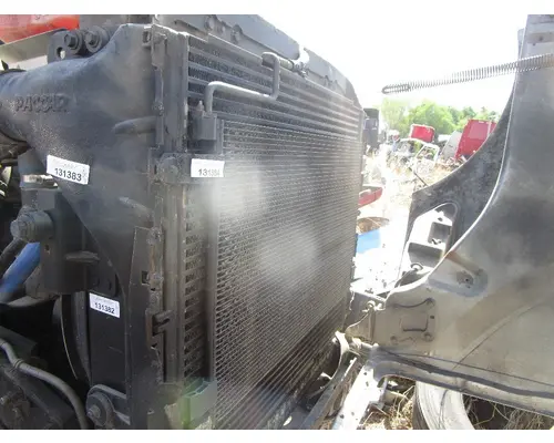 PETERBILT 385_PB66 Radiator